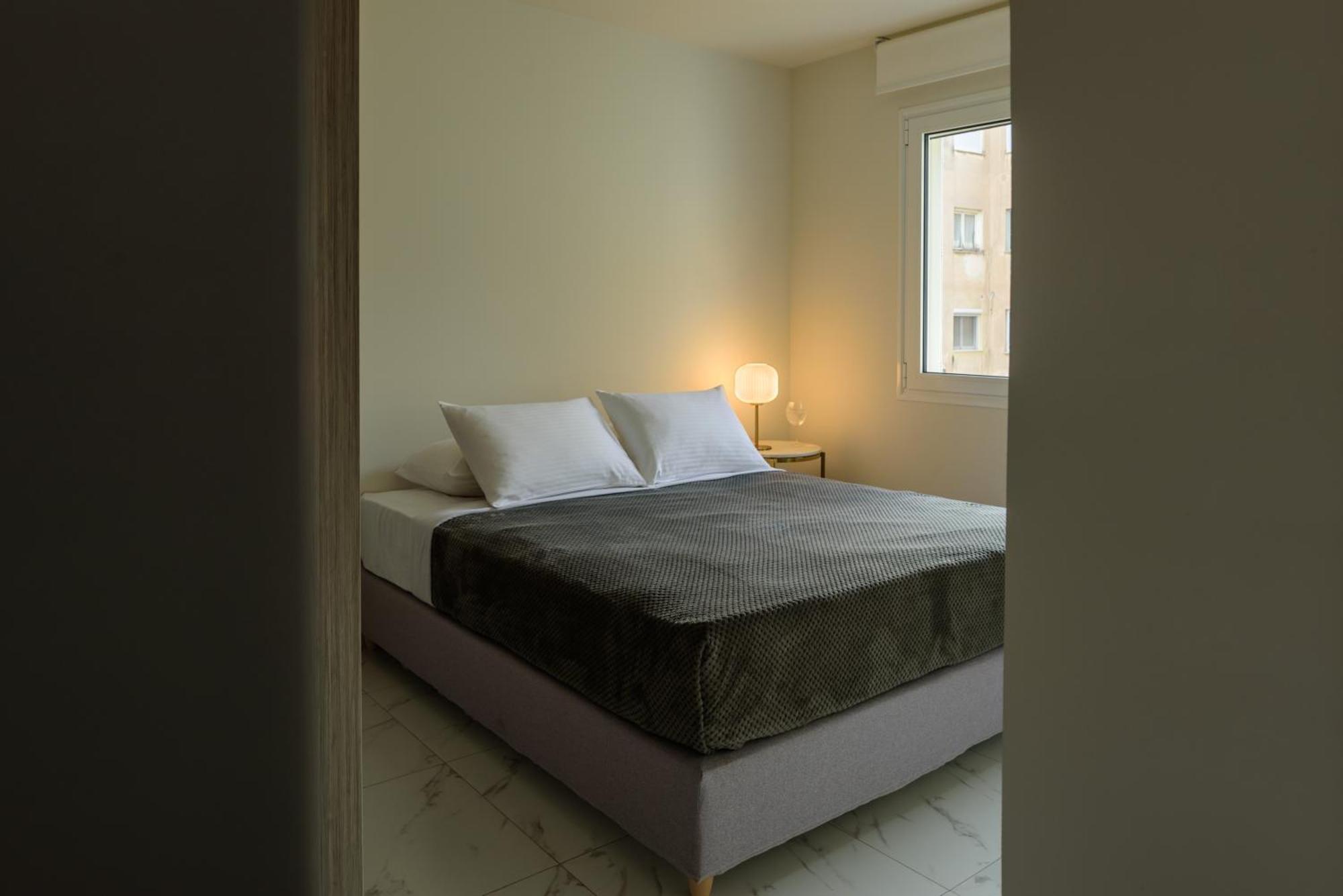 Ermou Street Apartments เอเธนส์ ภายนอก รูปภาพ