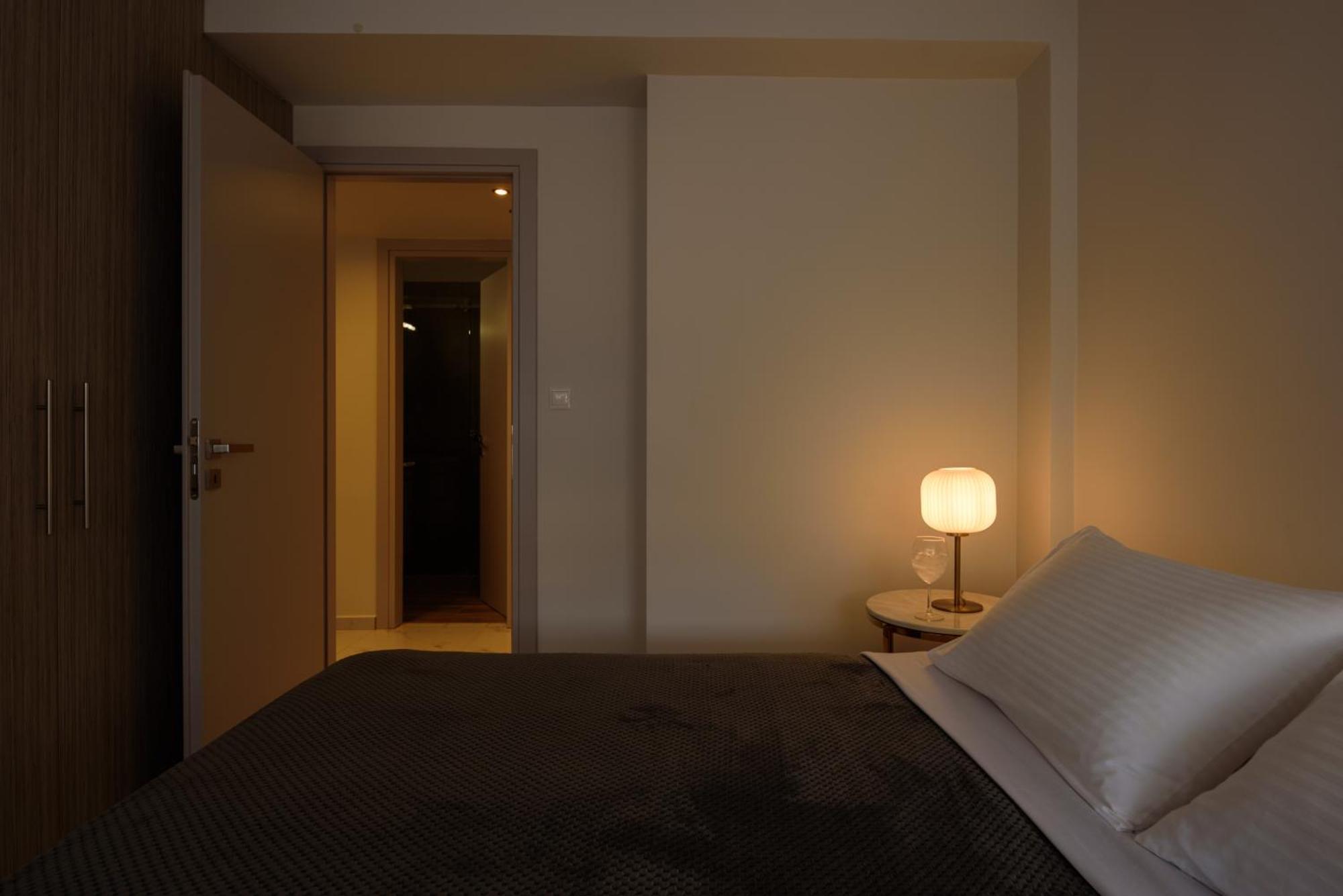 Ermou Street Apartments เอเธนส์ ภายนอก รูปภาพ
